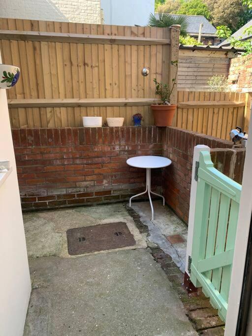 Vine Cottage - Sandgate Exterior photo